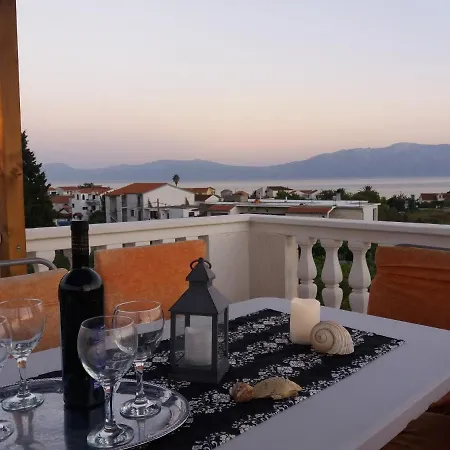 Guest house House Piacun 4*