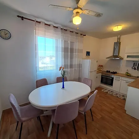 Guest house Piacun Sucuraj
