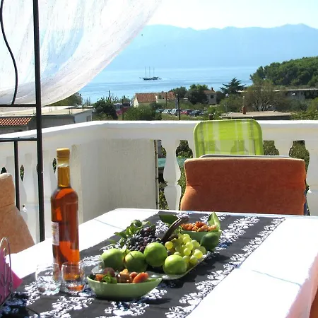 Piacun Guest house Sucuraj