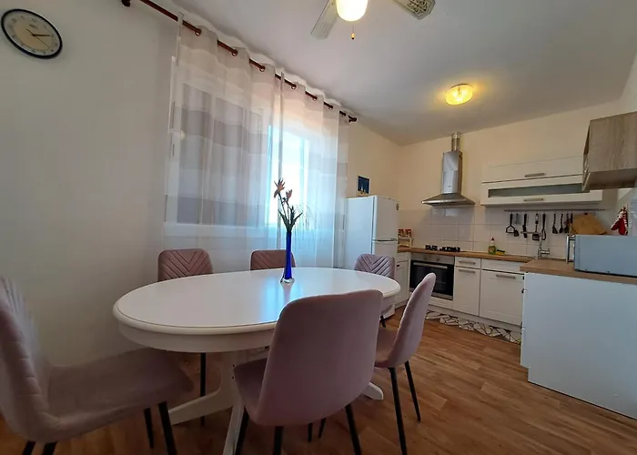 Гостевой дом House Piacun 4*