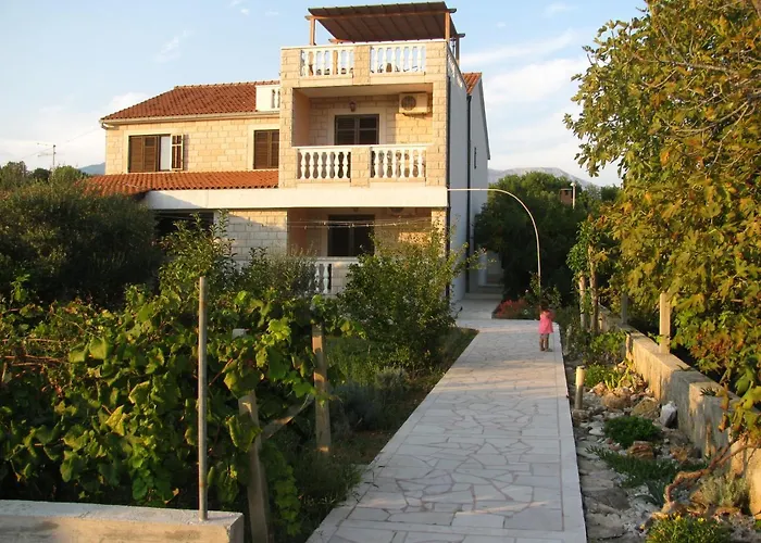 House Piacun Гостевой дом 4*