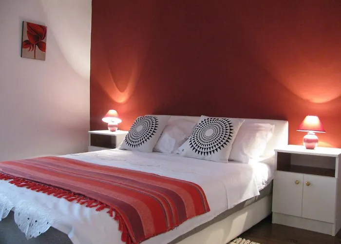 House Piacun 4* Сучурай